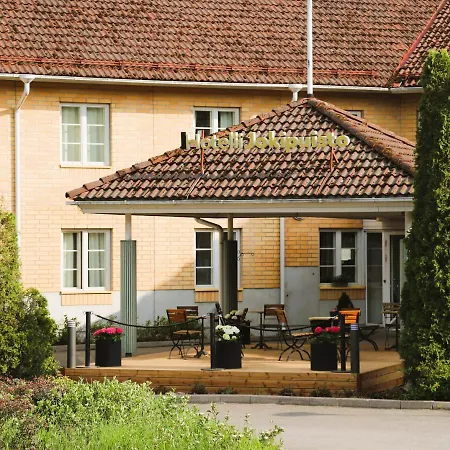 Jokipuisto Hotel 3*