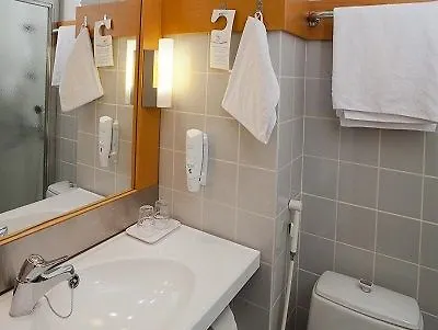 Jokipuisto 3*